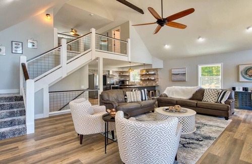Hayesville House | Great Lake Escape by Chatuge Home Concierge | Lakefront · Private Dock w/Boat Slip · Hot Tub · Firepit