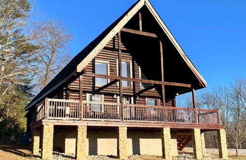 Spencer Cabin | Great rates for a 2B-2B cabin by Fall Creek Falls! Hot tub, fireplace and more!