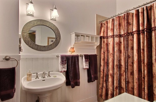 Historic District - North Bed & Breakfast | Green Palm Inn