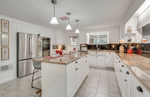 Greenwood House | Greenwood Retreat: Perfect for Travel Nurses!