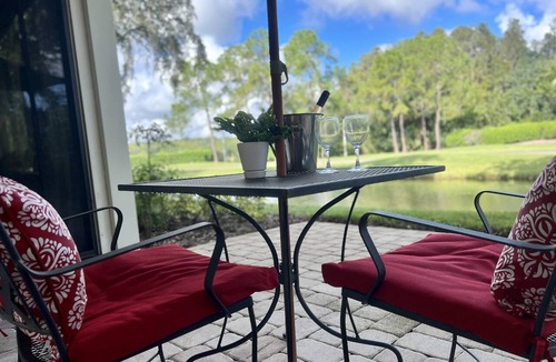Wesley Chapel Condo | Ground Floor Lakeview Condo | 2 Queen Beds | Optional Saddlebrook Resort Amenities