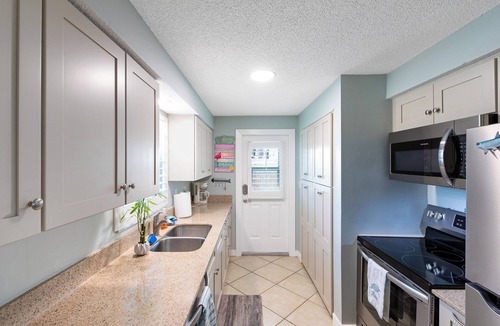 Isles of Capri House | Gulf Access-Waterfront Home-Isles of Capri, FL