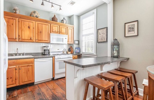 Historic District - North Condo | Habersham 3 | Historic Savannah, Walk To River Street