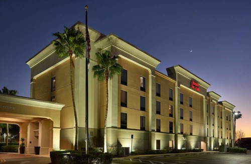 Port Saint Lucie Hotel | Hampton Inn & Suites Port St. Lucie West