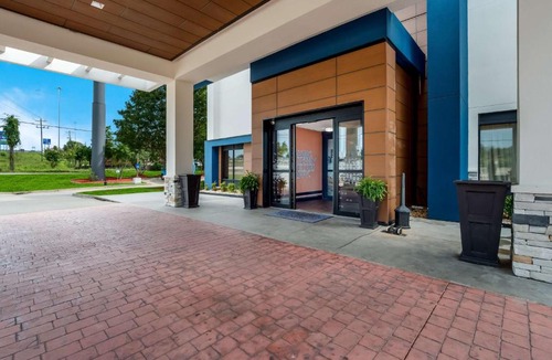 Columbia Hotel | Hampton Inn Columbia-I-26 Airport