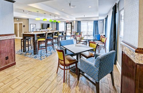 Laurinburg Hotel | Hampton Inn Laurinburg