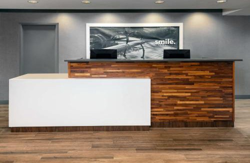 Colonial Heights Hotel | Hampton Inn Petersburg - Southpark Mall