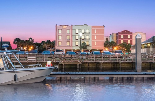 Fernandina Beach Hotel | Hampton Inn & Suites Amelia Island