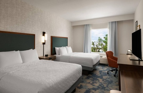DeLand Hotel | Hampton Inn & Suites Deland