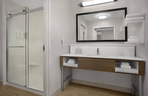 Cape Fear Hotel | Hampton Inn & Suites Fayetteville