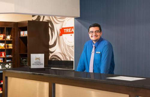 Lavonia Hotel | Hampton Inn & Suites - Lavonia, GA