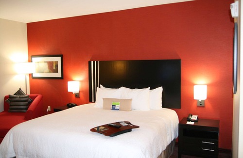 Lebanon Hotel | Hampton Inn & Suites Lebanon
