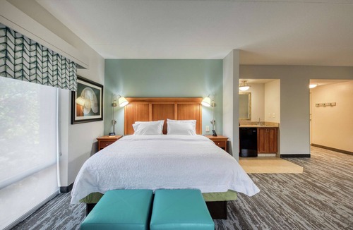 Wilmington Hotel | Hampton Inn Wilmington - University Area/Smith Creek Station