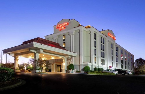 Winston - Salem Hotel | Hampton Inn Winston-Salem Hanes Mall