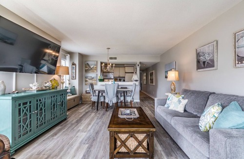 Oceanmarsh Subdivision Condo | Harbor Island Beach House L building