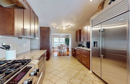 St. Petersburg House | Harbor Isle Waterfront Retreat Home Office and Private Pool Kayaks and Canoe