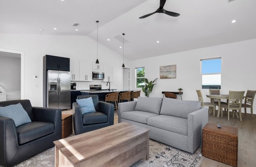 Goodland House | Harbor Place Boathouse, BRAND NEW, Open, on stilts, ocean front