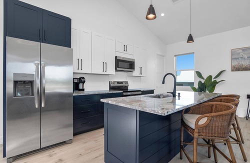 Goodland House | Harbor Place Boathouse, BRAND NEW, Open, on stilts, ocean front
