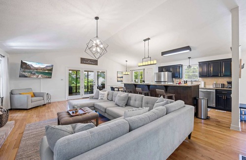 Martin House | Havenly Lake House w/Hot Tub & Private Dock!