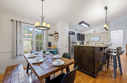 Martin House | Havenly Lake House w/Hot Tub & Private Dock!