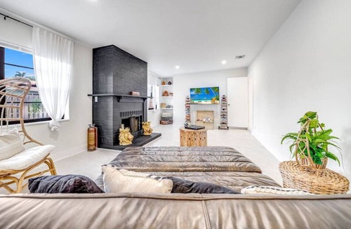 Garden Isles House | Heated Pool! PingPong & Arcade+1 Mile To Beach!