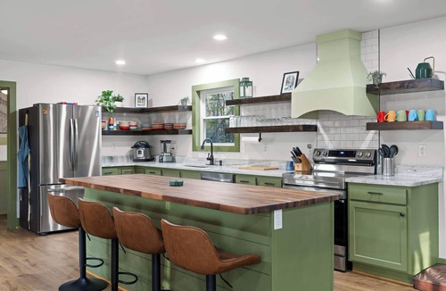 Pikeville House | Hemlock Haven – Perfect for Groups of 16