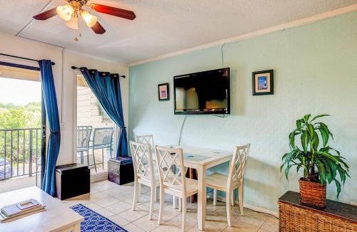 Folly Field House | HH Beach & Tennis 212C