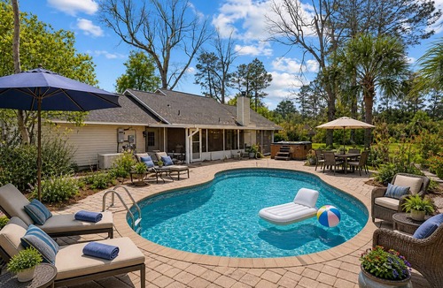 Stockton House | Hidden Gem Near Lakeland Poolside Retreat w/Pond Views