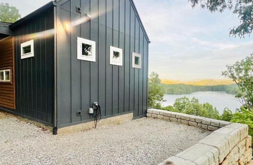 Santeetlah House | Hidden Point House Stunning Lake Views