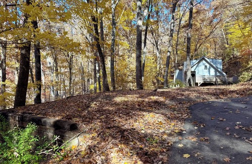 Clyde Cottage | Hidden Rustic cottage in charming Clyde perfect for relaxing getaway