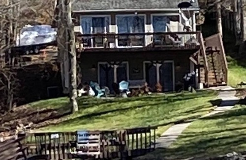 Southmont House | High Rock Lake Vacation Home.Great Peaceful Lakefront Views, Come enjoy the Lake
