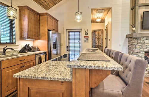 Glenville House | Hike, Fish & Golf! Serene Mtn Retreat in Glenville