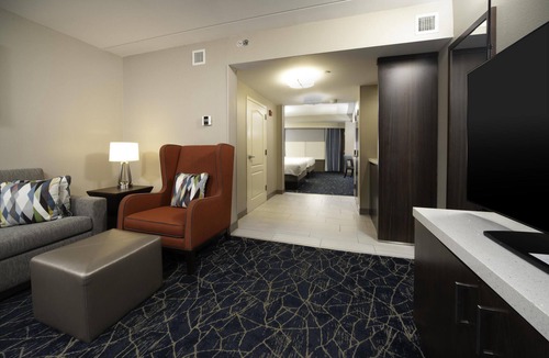 Terry Sanford Hotel | Hilton Garden Inn Fayetteville Fort Bragg