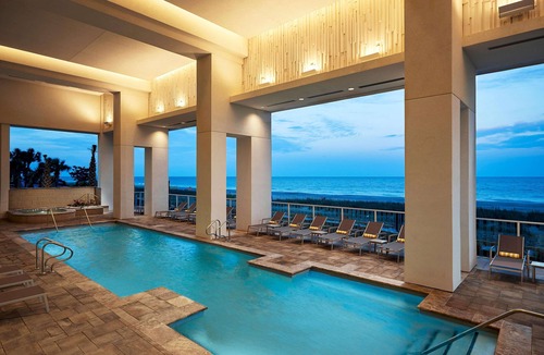 Downtown Myrtle Beach Resort | Hilton Grand Vacations Club Ocean Enclave Myrtle Beach