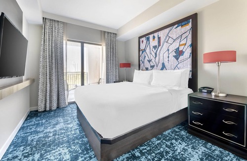 Florida Central Atlantic Coast Resort | Hilton Grand Vacations Club Las Palmeras Orlando