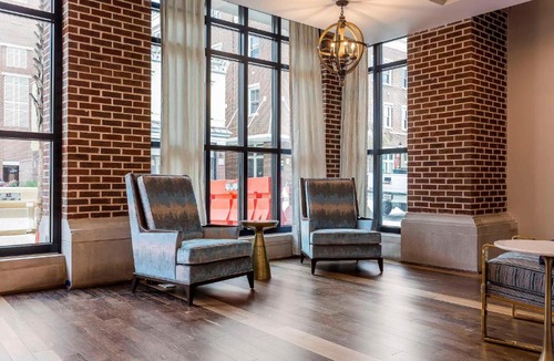 Cannonborough Elliotborough Hotel | Hilton Vacation Club King 583 Charleston