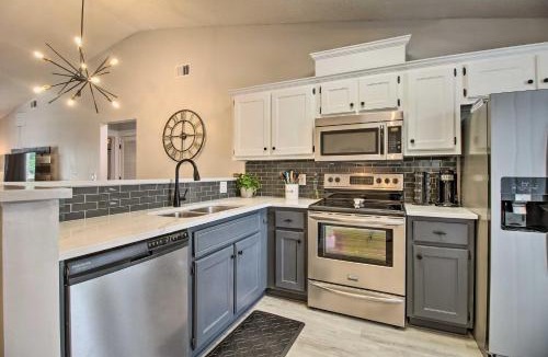 Hinesville House | Hinesville Condo: Grill, 4 Mi to Fort Stewart