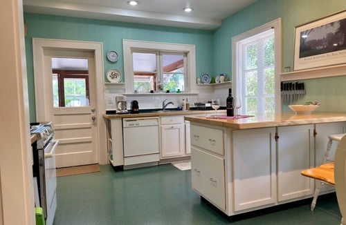 Dunedin House | Historic 1922 Home Walk to Downtown & Blue Jays! 3BR/3BA