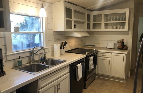 Burton House | Historic Beaufort, South Carolina Near Hilton Head, SC, New Renovation, Sleeps 8