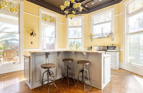 Historic Downtown Savannah House | Historic mansion, 2 blocks to Forsyth Park