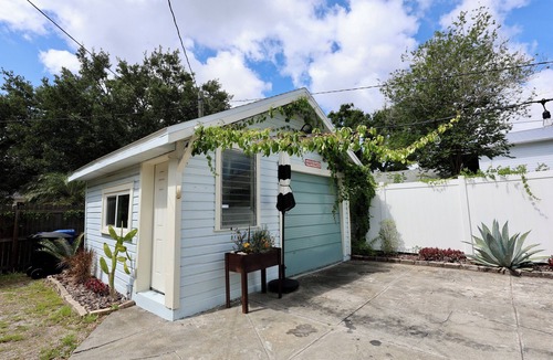 St. Petersburg House | Historic Restored St. Pete Bungalow - Charming, Quiet, and Walkable