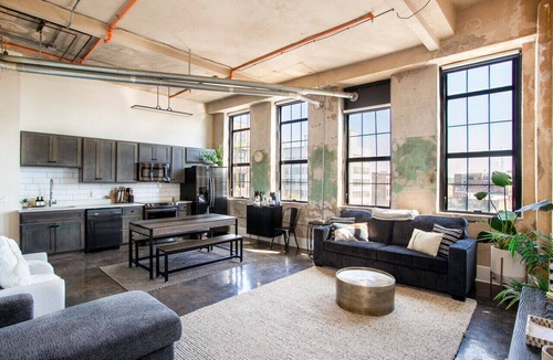 Old City Apartment | Historic Sterchi Loft on Gay St