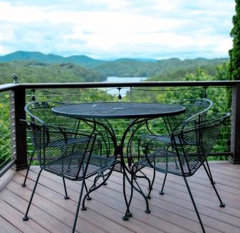 Unaka Villa | Hiwassee Lake Lodge - Private Mtn-Top Retreat - Lake Views - Sleeps 14