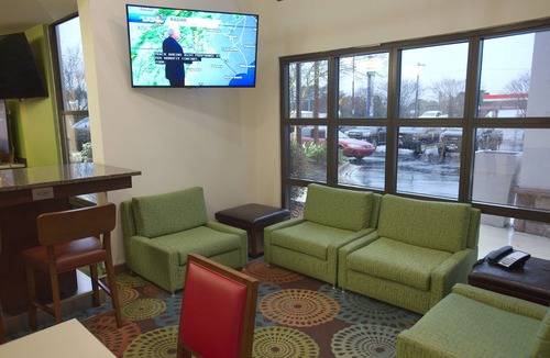 Anderson Hotel | Holiday Inn Express Anderson by IHG