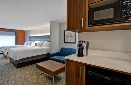 Anderson Hotel | Holiday Inn Express Hotel & Suites Anderson-I-85 by IHG