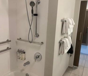 Jesup Hotel | Holiday Inn Express Jesup by IHG
