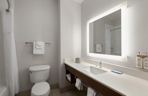 Lake Wales Hotel | Holiday Inn Express Lake Wales North-Winter Haven by IHG