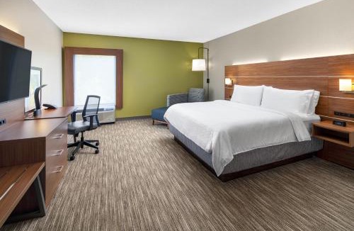 Statesboro Hotel | Holiday Inn Express Statesboro by IHG
