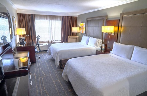 Orlando Hotel | Holiday Inn Orlando East-UCF Area by IHG