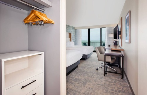 Northeast Virginia Beach Hotel | Holiday Inn Va Beach-Oceanside (21st St) by IHG